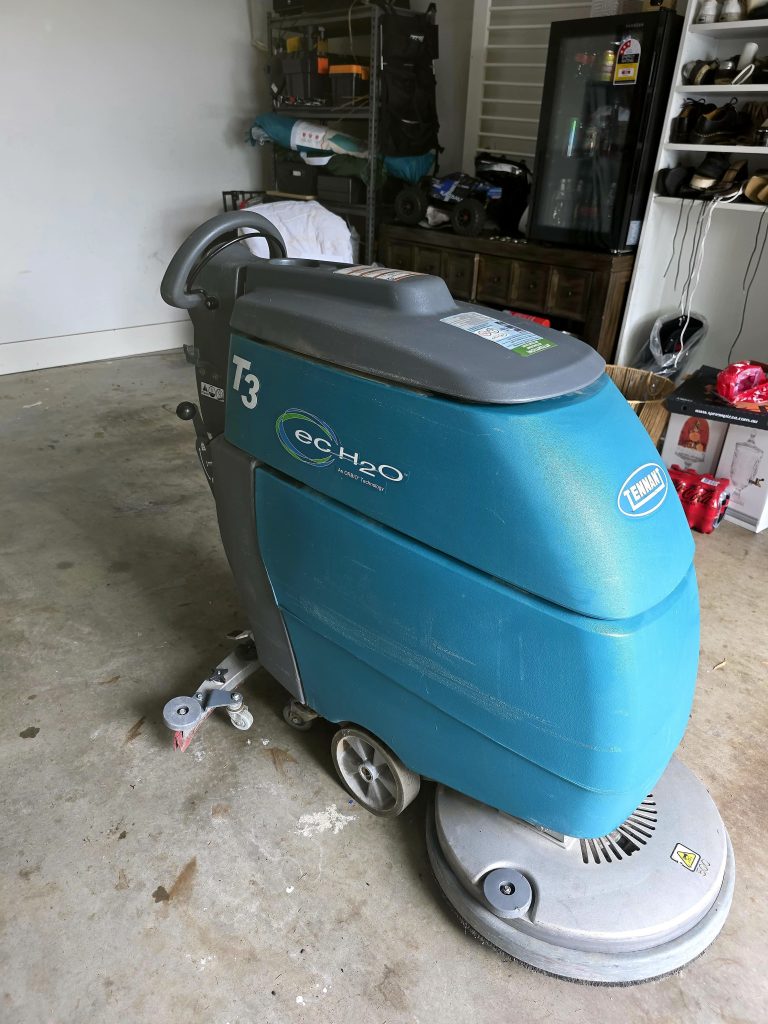 Tennant T3 Walk-Behind Floor Scrubber – Only 192 Hours